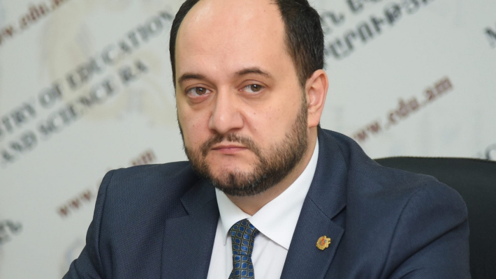 Экс-министр образования, науки, культуры и спорта Араик Арутюнян