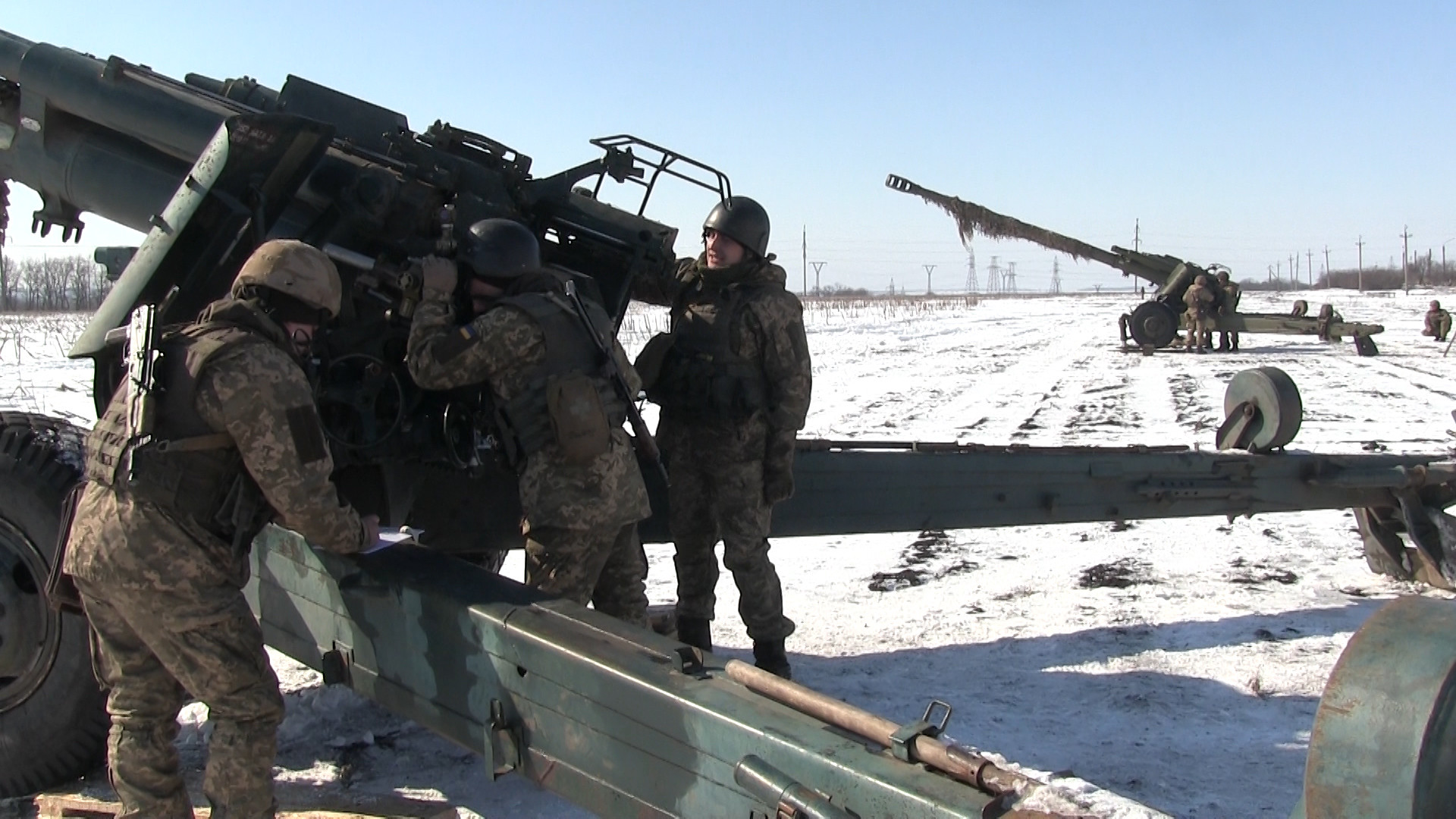 Украинская артиллерия в Луганской области