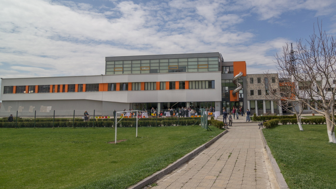 Школа в Ереване