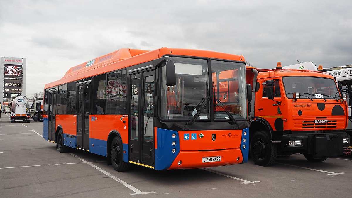 Автобус НефАЗ-5299 с газовым двигателем