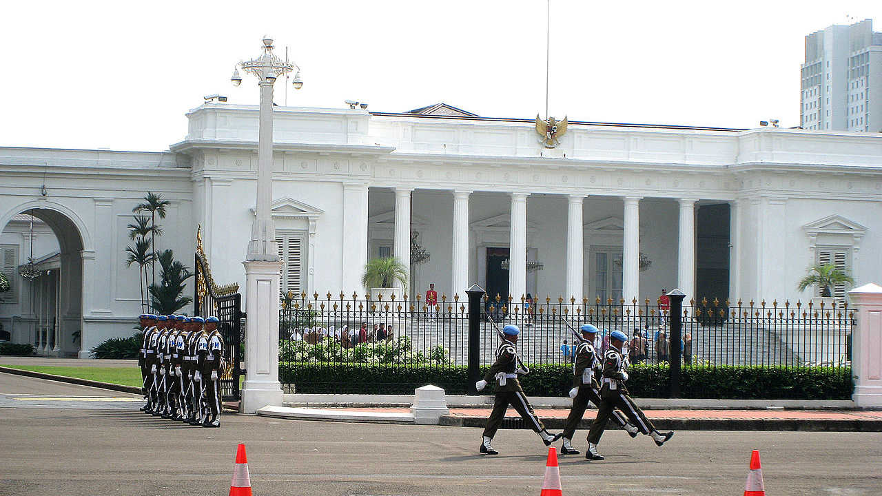 Дворец Независимости в Джакарте — резиденция президента Индонезии