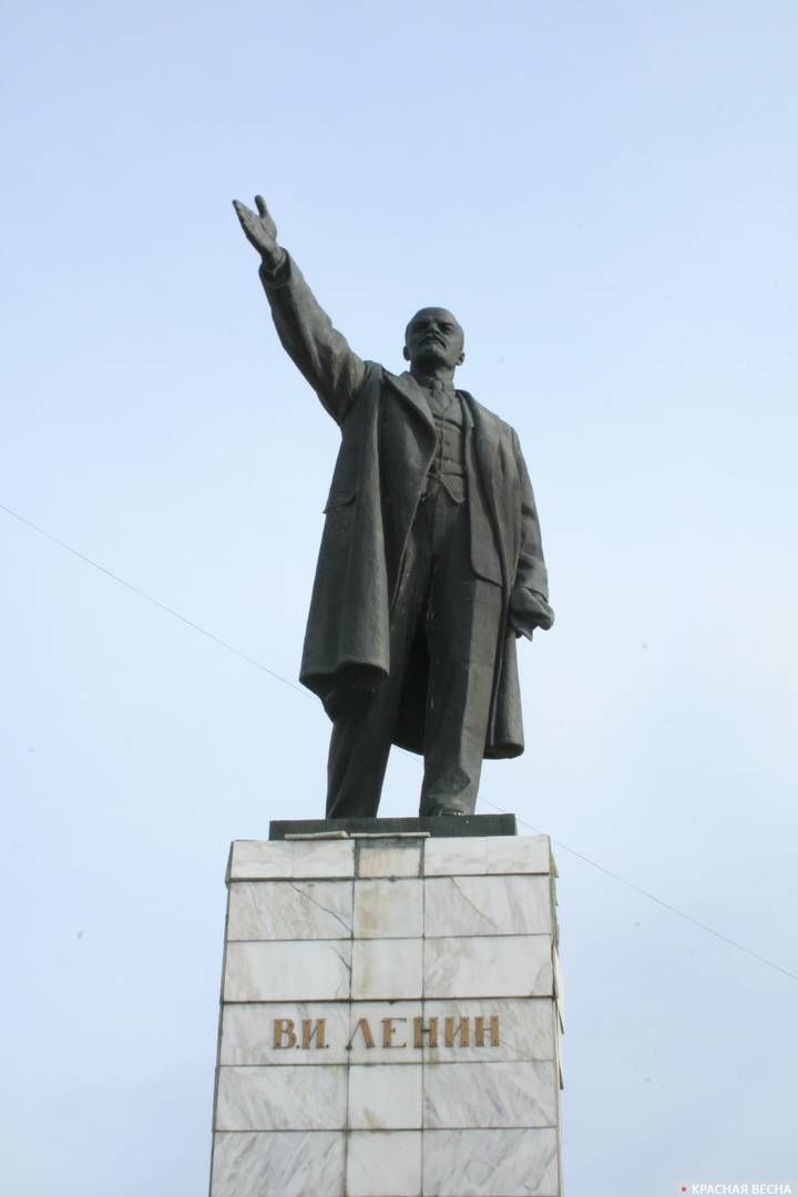Памятник В.И. Ленину в Томске