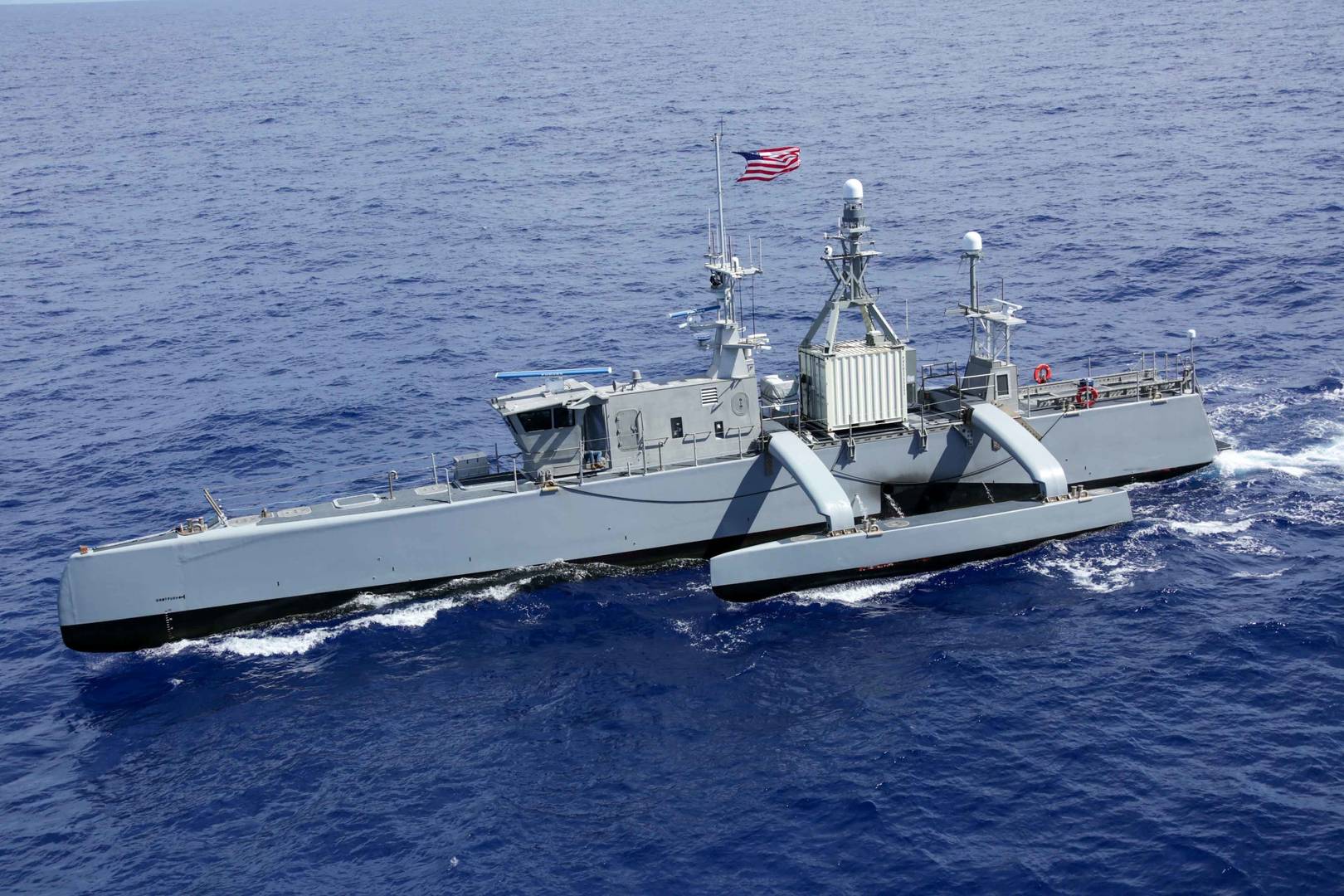 Безэкипажный надводный корабль среднего водоизмещения Sea Hunter ВМС США