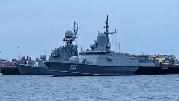 Ракетные корабли Балтийского флота учились поражать морские цели крылатыми ракетами