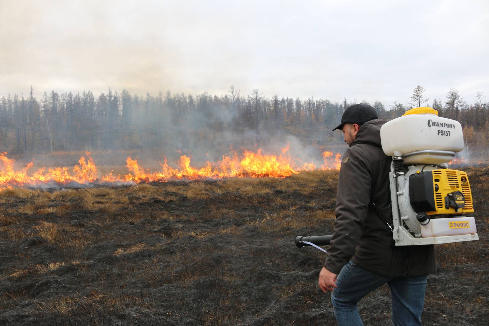 Испытания нового противопожарного средства в Якутии