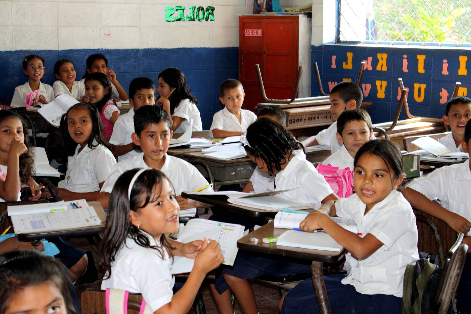 Школьники. Сан-Сальвадор