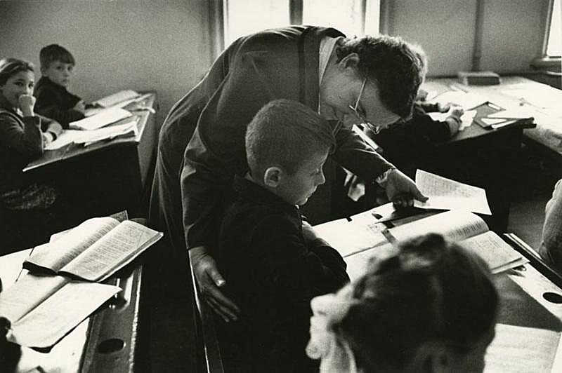 На уроке в советской школе. 1972