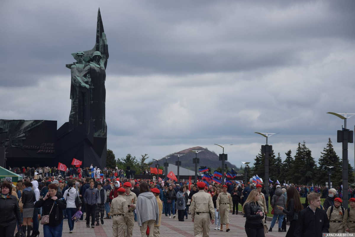 Празднование Дня Победы в парке Ленинского Комсомола, Донецк, 2021