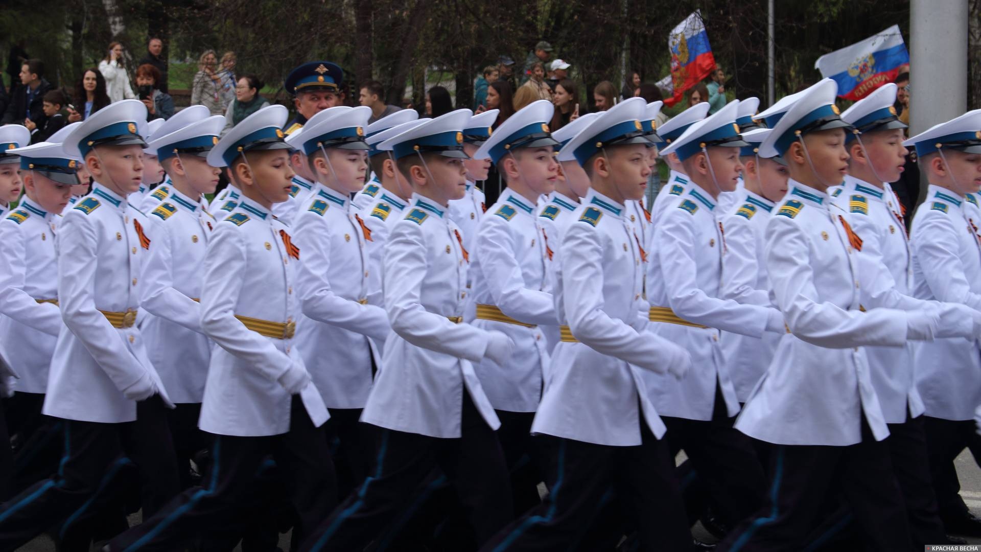 Парадный расчет кемеровского Президентского кадетского училища