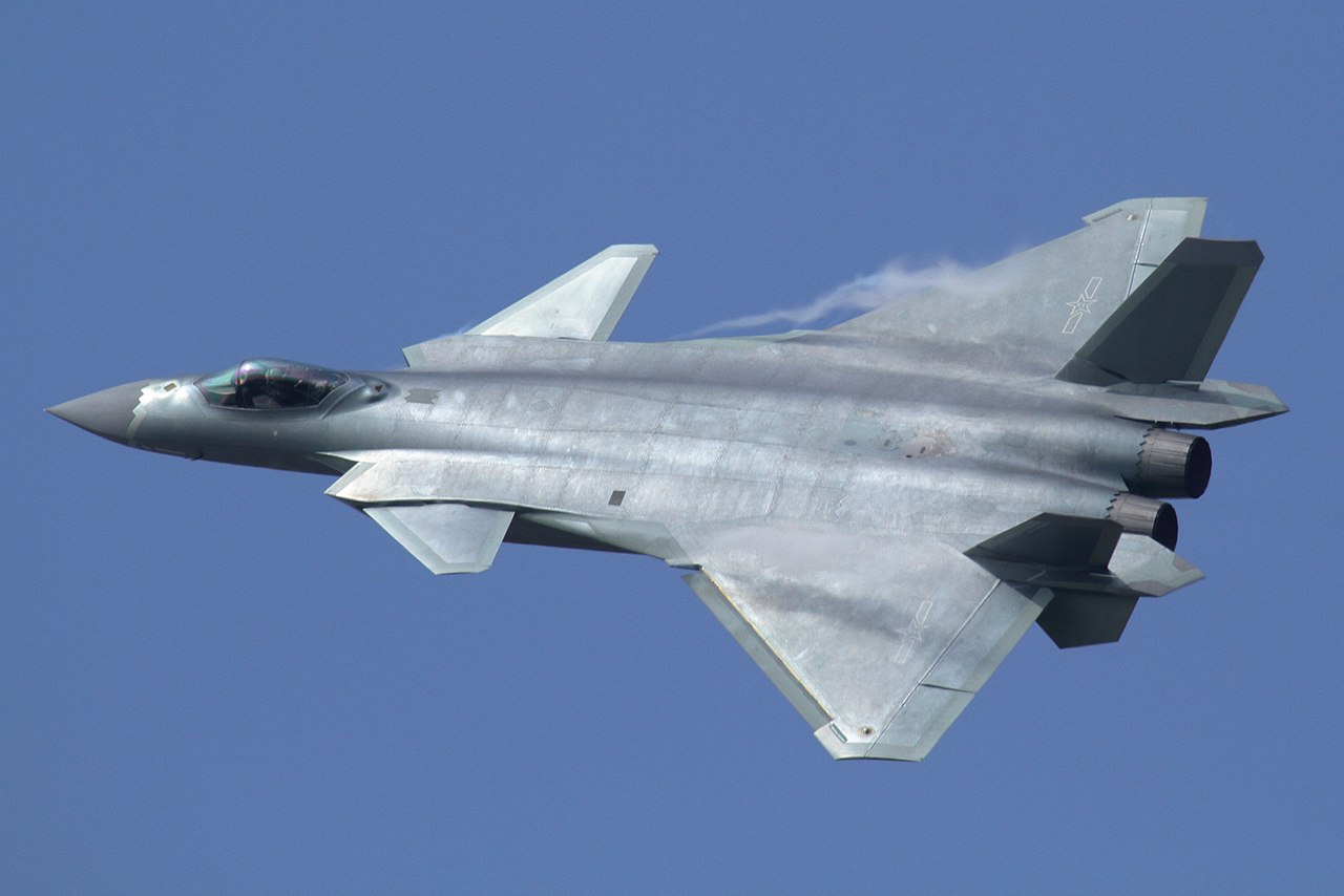 Истребитель-невидимка Chengdu J-20