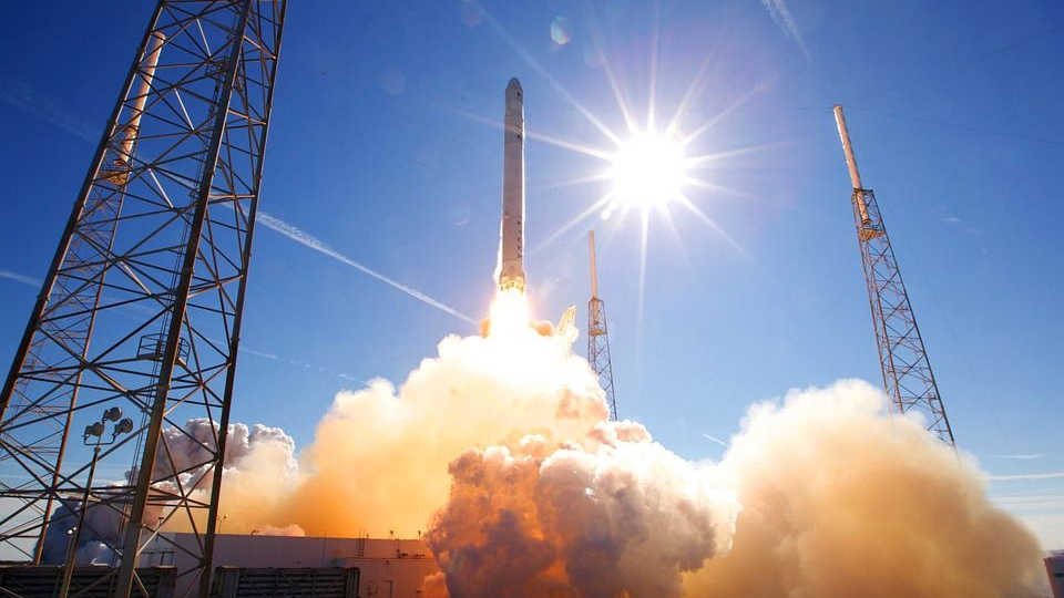 Старт ракеты. SpaceX