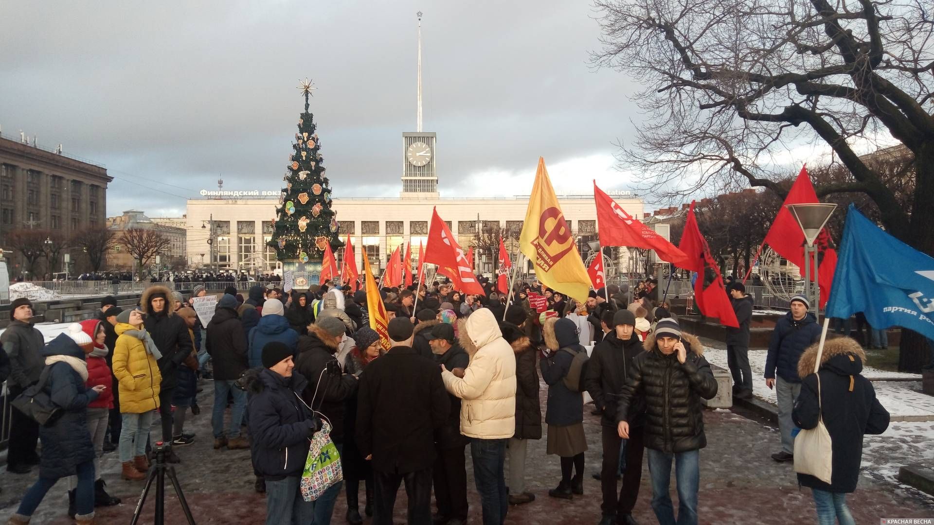 Митинг против повышения цен на проезд в общественном транспорте