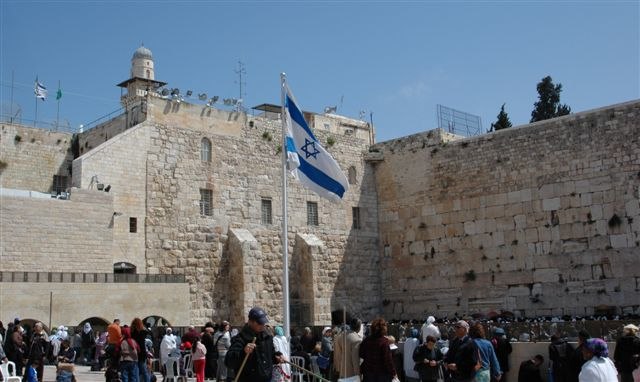 Израильский флаг в Иерусалиме