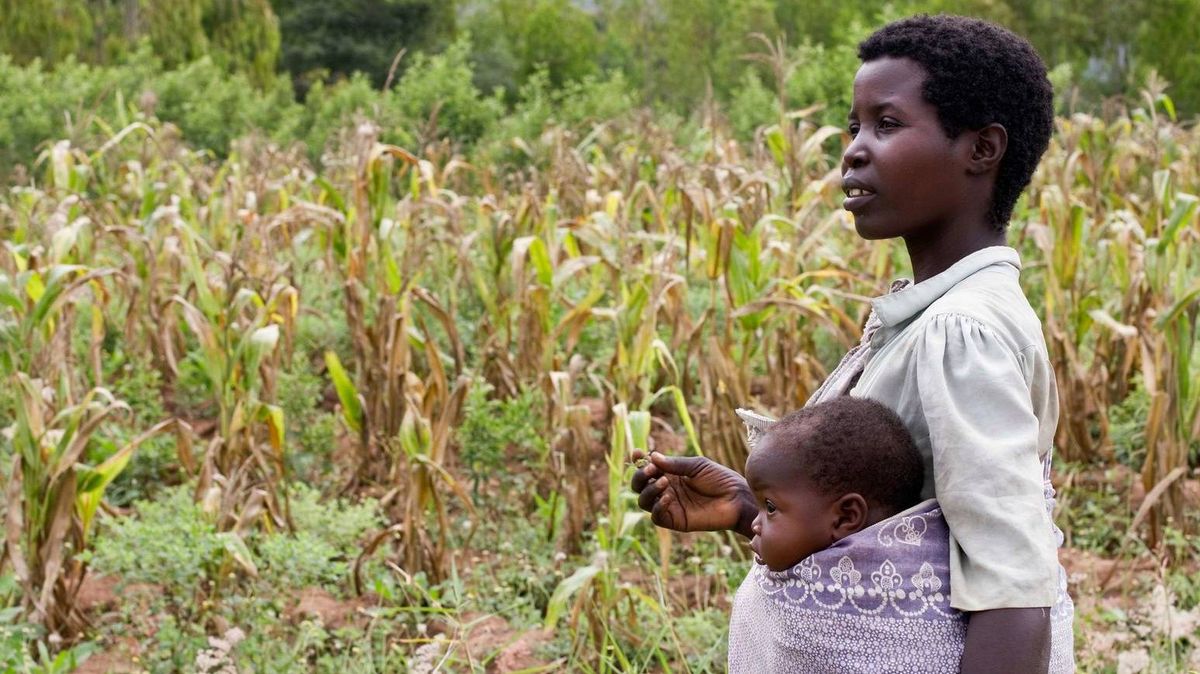 Женщина с ребенком в Малави