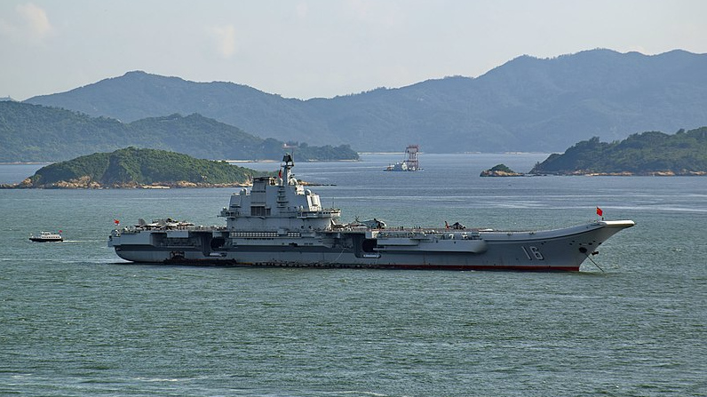 Япония забеспокоилась о присутствии китайского авианосца у берегов Тайваня