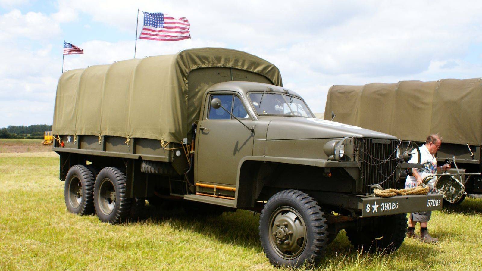 Американский армейский грузовик