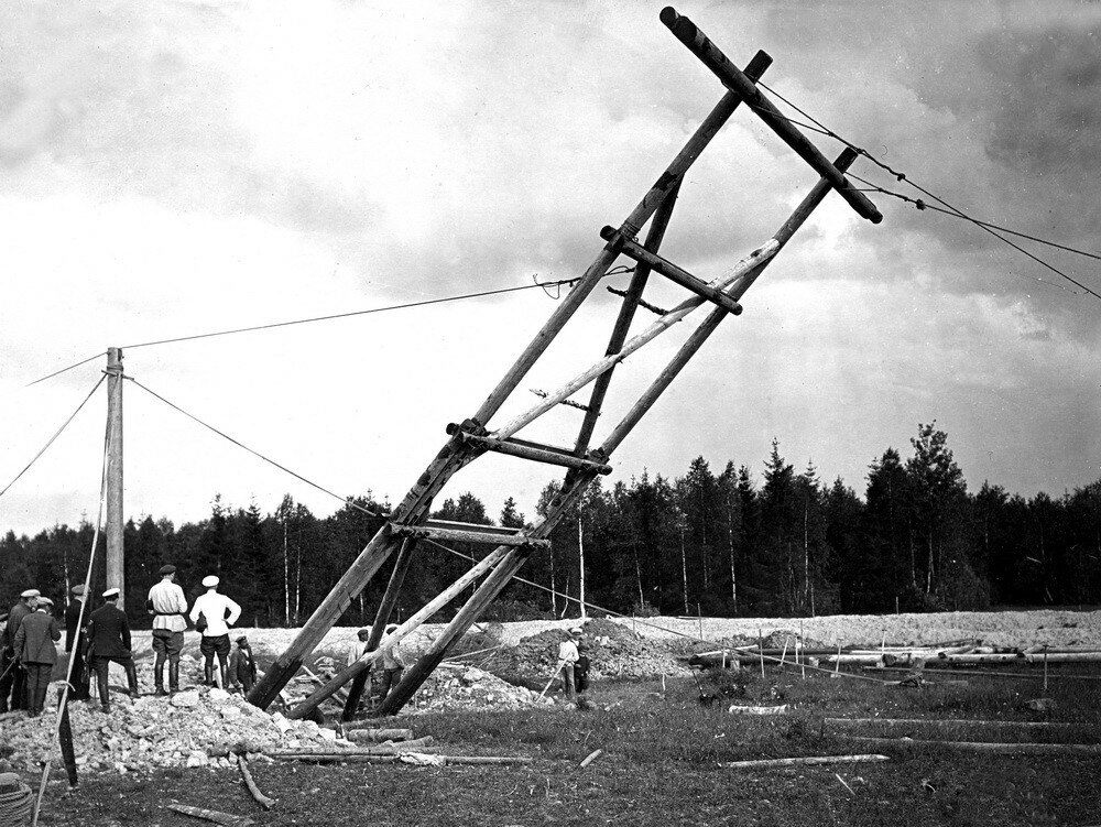 Первая линия электропередачи от Волховской ГЭС