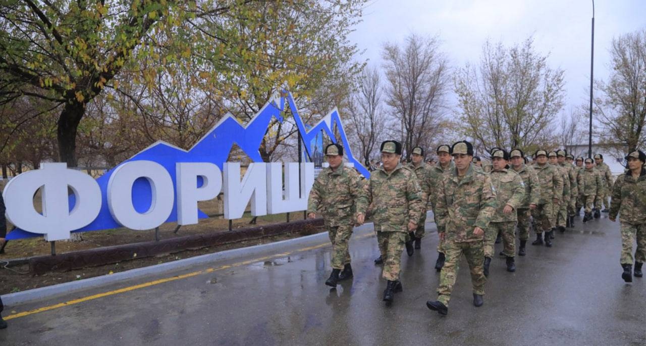 Военные сборы руководителей органов государственного управления в Узбекистане