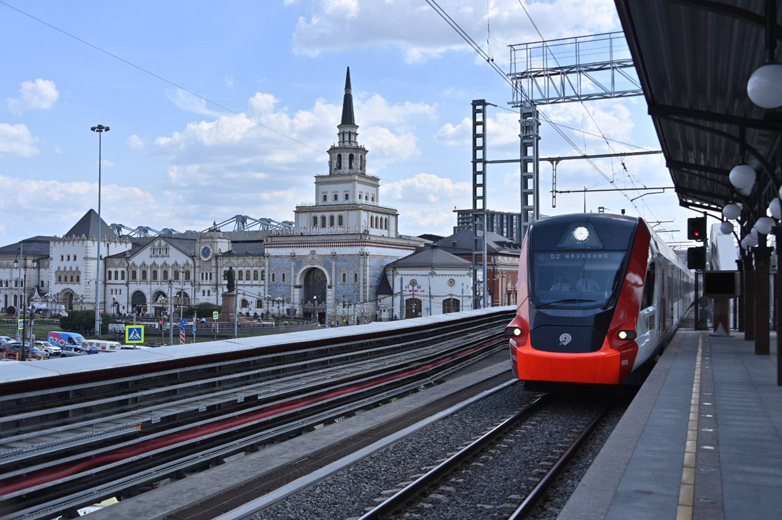 3 вокзала в москве на одной площади