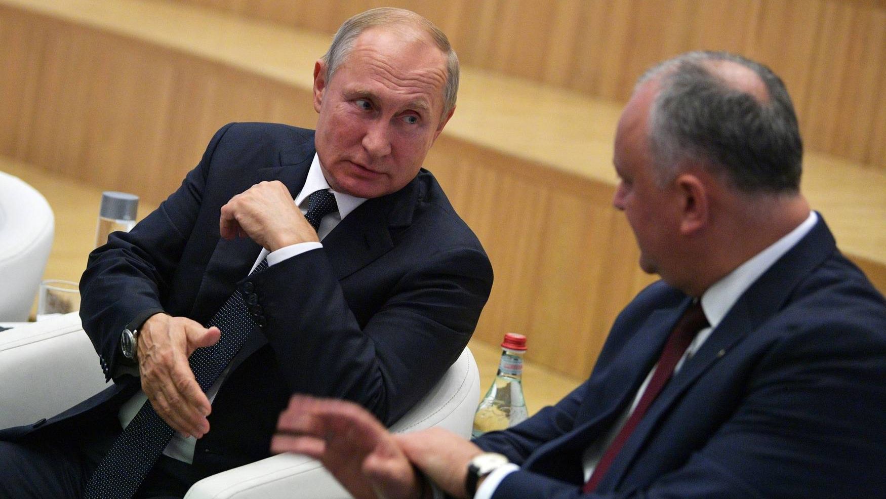 Встреча Владимира Путина с Игорем Додоном