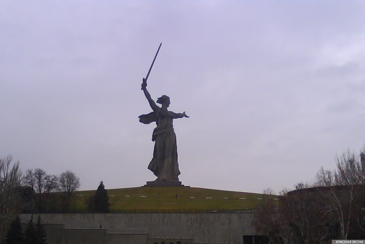 Россия, Волгоград, статуя Родина-Мать