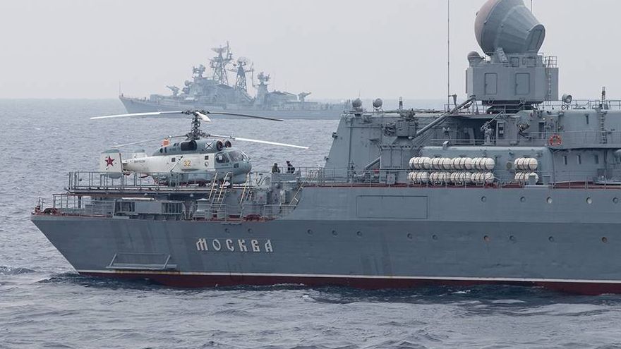 Гвардейский ракетный крейсер «Москва» у берегов Сирии