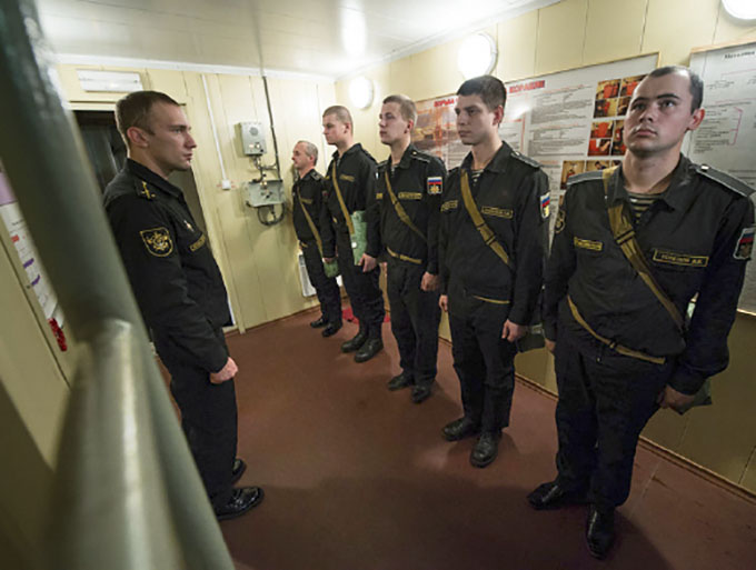 На Балтийском флоте проходят учения по борьбе за живучесть кораблей