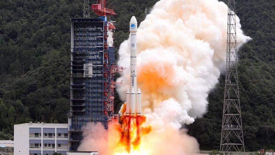Запуск китайской ракеты