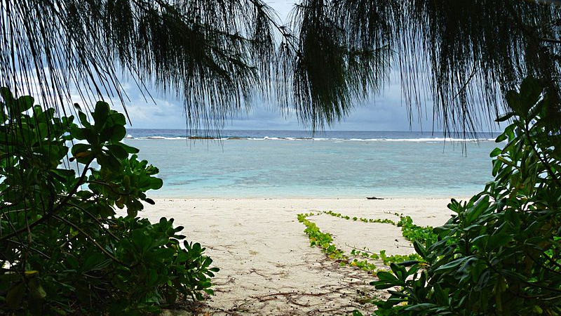 Вид с пляжа острова Гуам