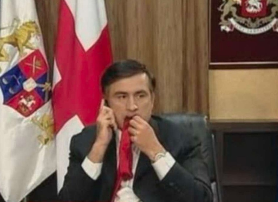 Михаил Саакашвили во время грузино-осетинского конфликта 2008 года получил неожиданную информацию о положении дел