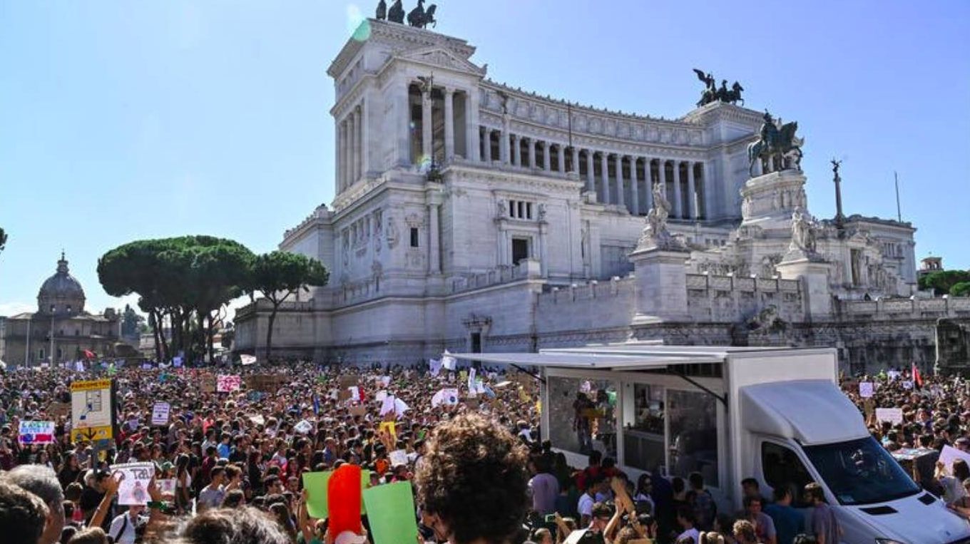 Протестная акция. Италия