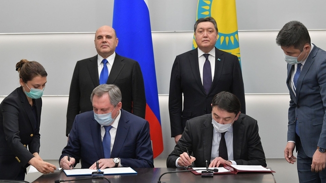 Подписание соглашений на встрече премьер-министров России и Казахстана