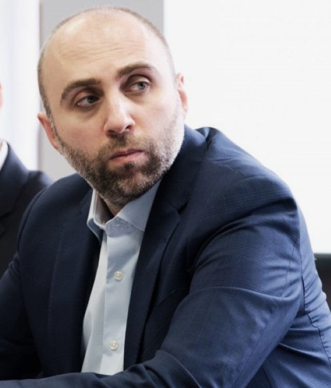 Шота Мартыненко