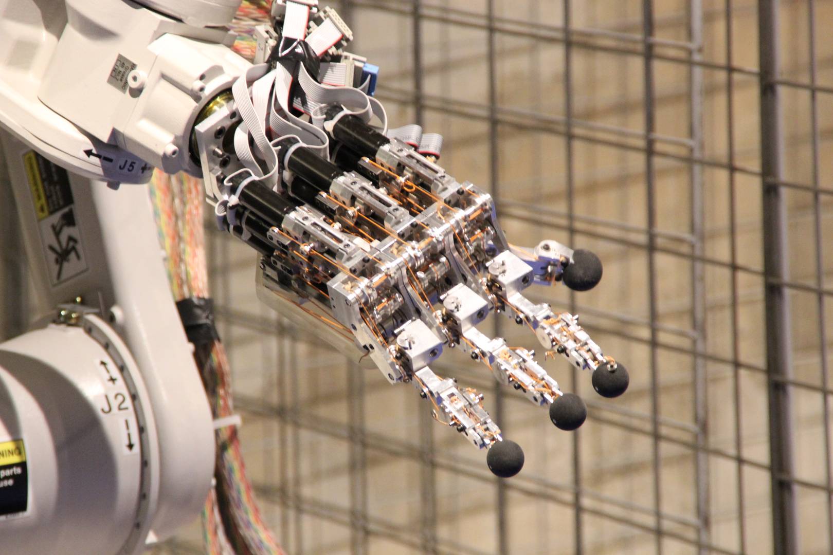 Пример роботизированной руки