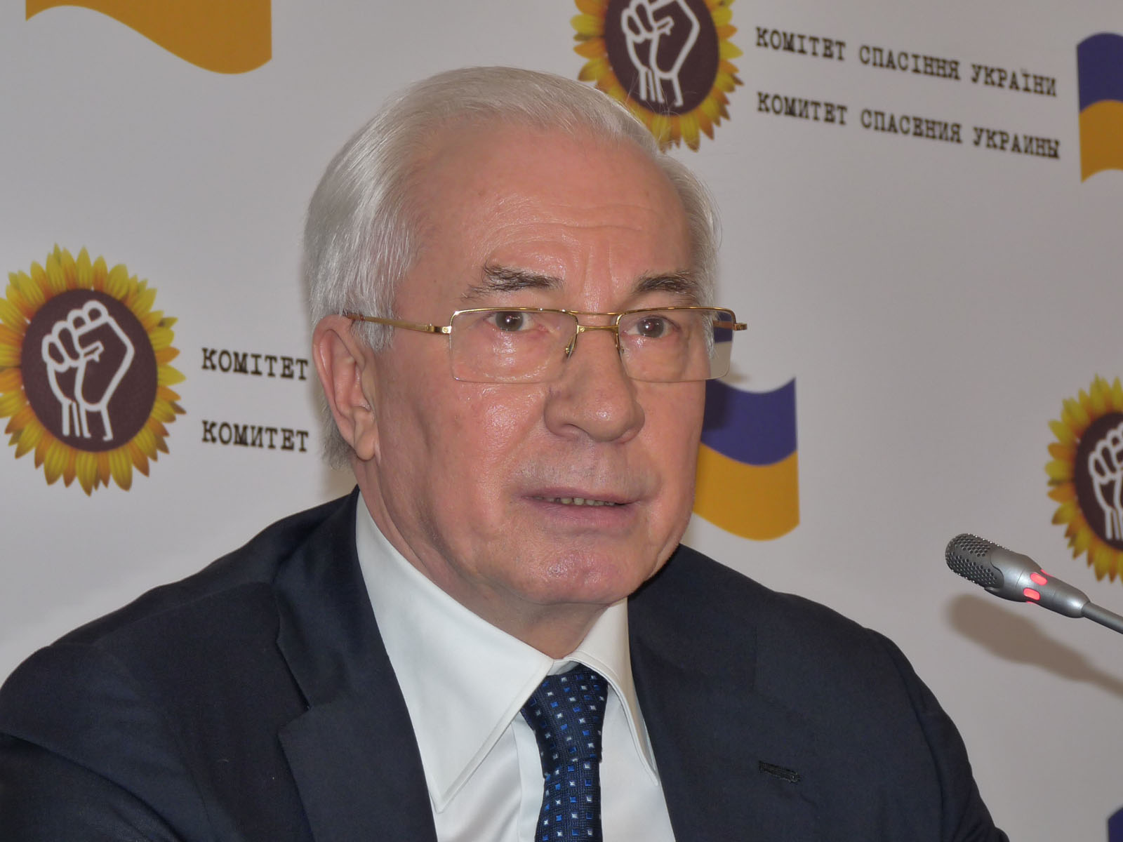Бывший премьер-министр Украины Николай Азаров на конференции «Комитета по спасению Украины». 2015