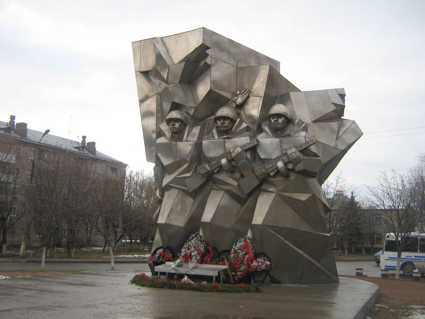 Памятник Подольским курсантам в городе Подольске на улице Кирова
