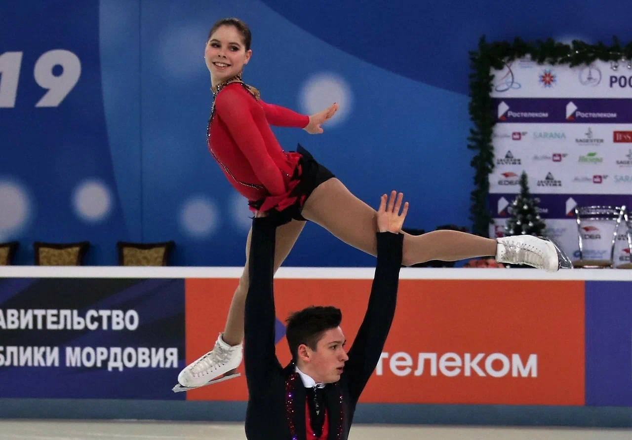 Анастасия Мишина и Александр Галямов