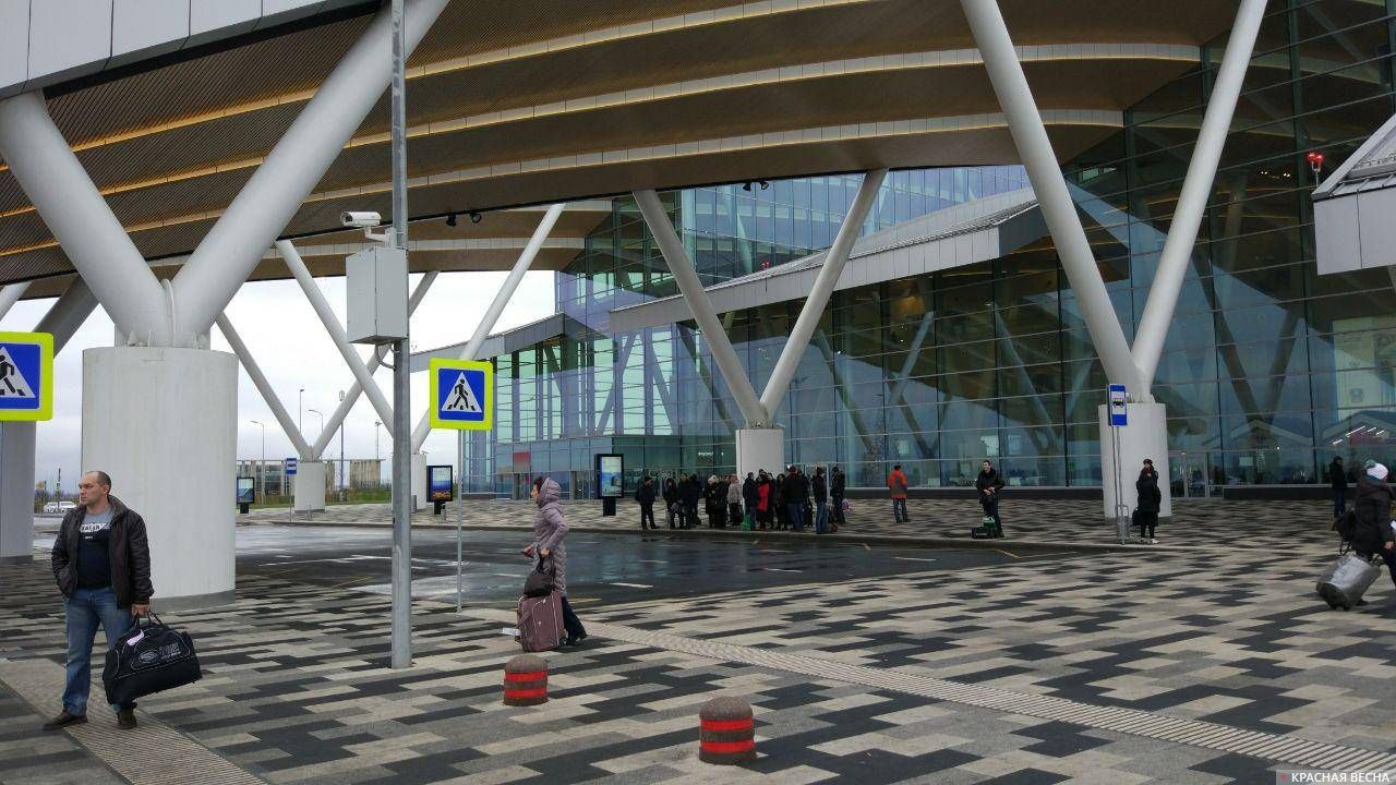 Аэропорт Платов