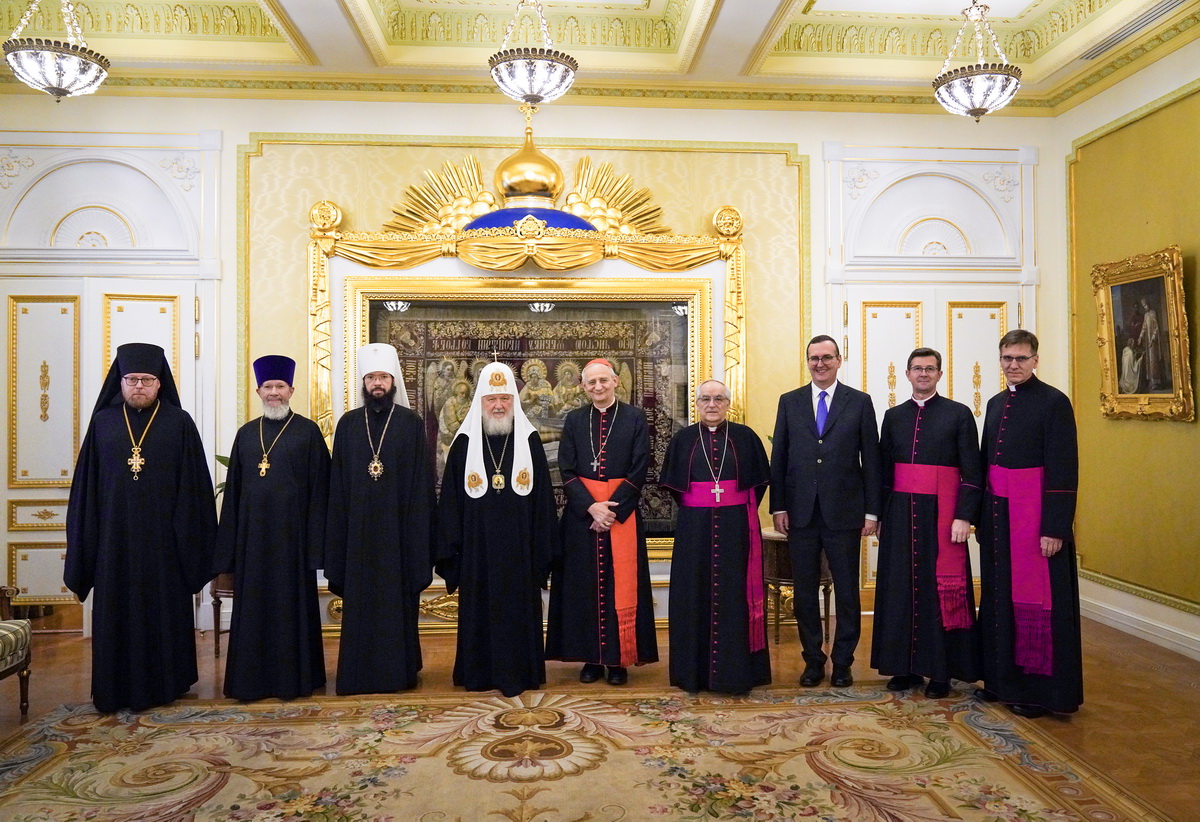 Встреча Святейшего Патриарха Московского и всея Руси Кирилла с кардиналом Маттео Дзуппи