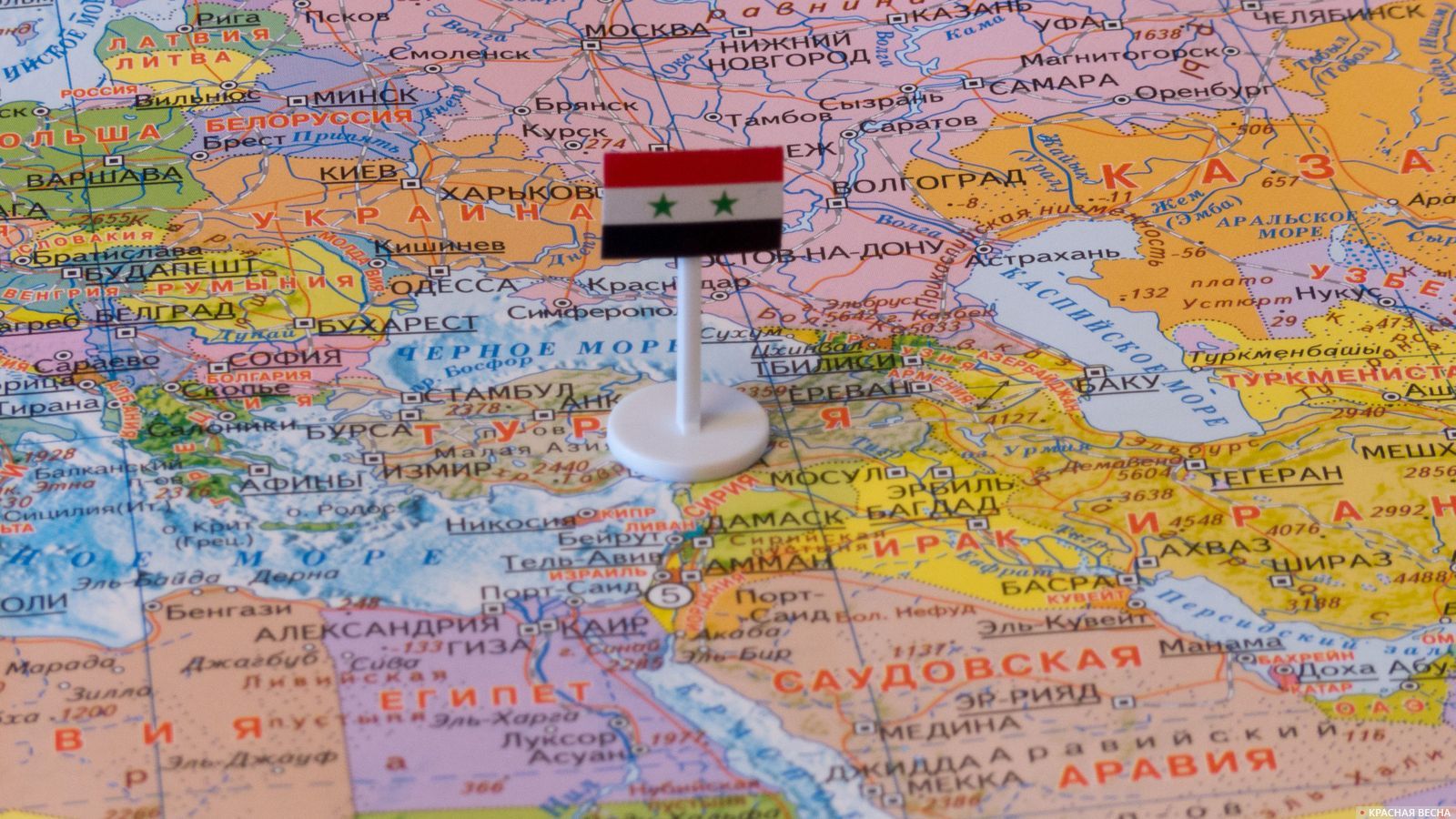 Сирия с флагом на карте мира. 29.10.17