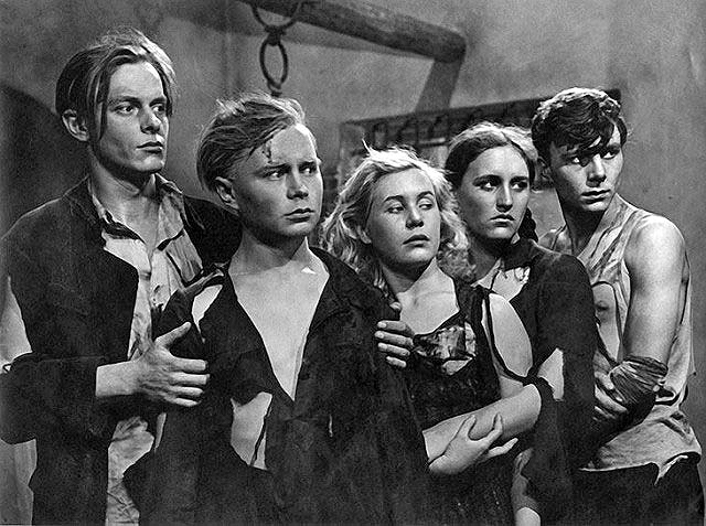 Цитата из фильма «Молодая гвардия». 1948 год. Режиссер Сергей Герасимов.