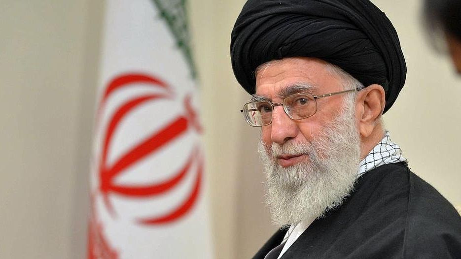 верховный глава Ирана аятолла Али Хаменеи