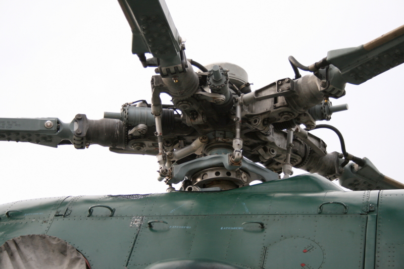 Несущий винт вертолета Ми-8