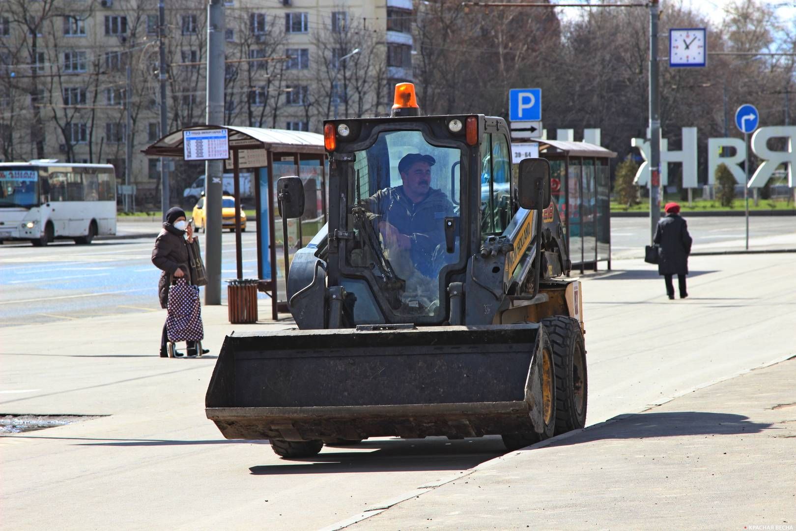 Москва. Целый день в самоизоляции.