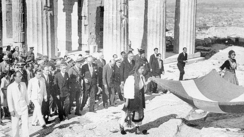 Акрополь после освобождения от нацистов