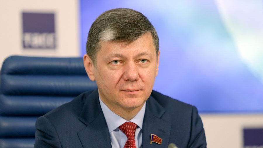 Дмитрий Новиков