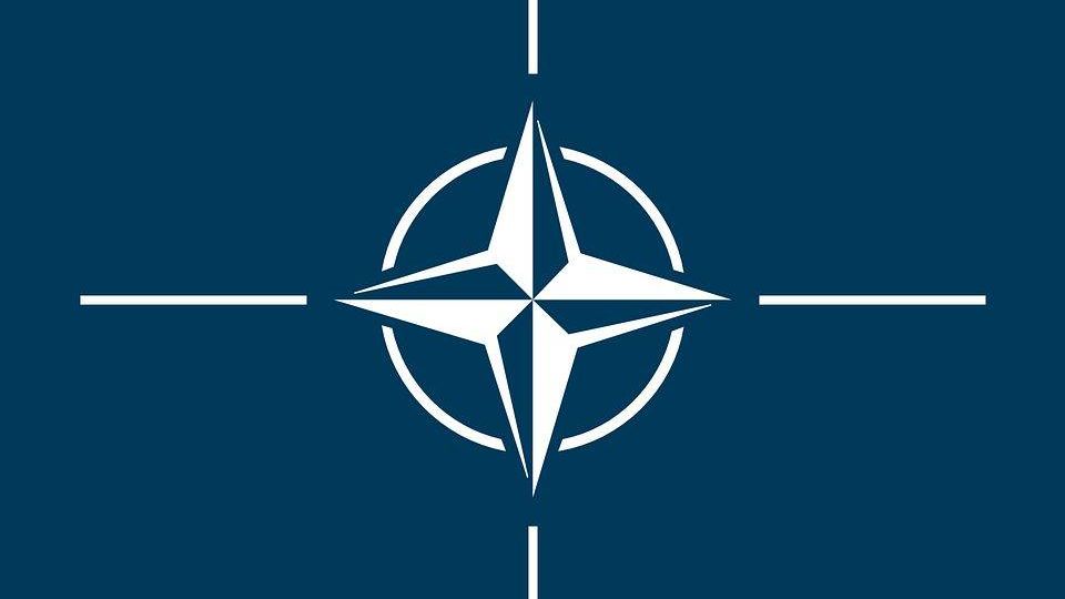НАТО. Флаг