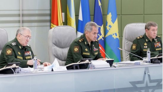 Министр обороны России Сергей Шойгу на селекторном совещании с руководством Вооруженных Сил