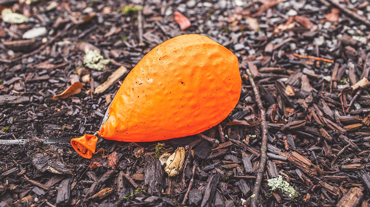 Сдувшийся воздушный шарик