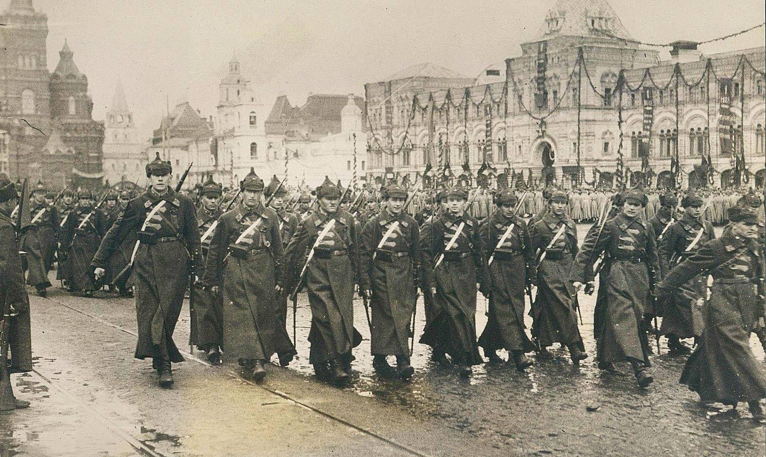 Парад Красной Армии на Красной площади. 1918